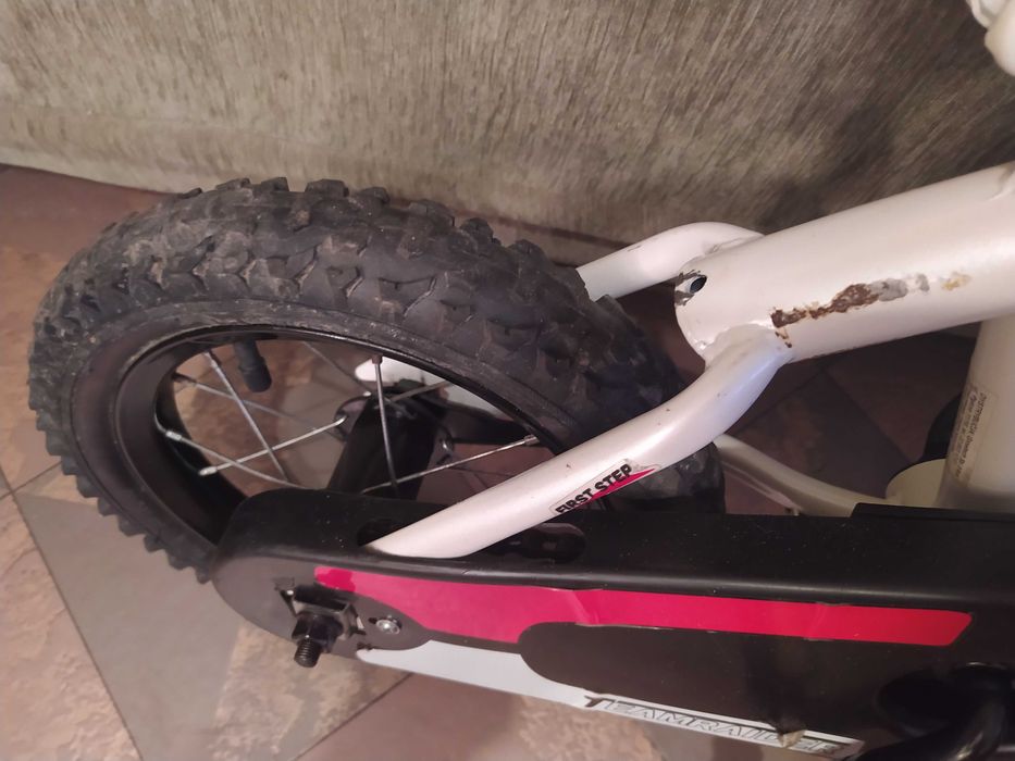 Rower dziecięcy 12" firmy 'TEAMRAIDER First Step'