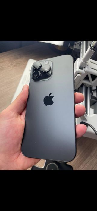 Iphone 16 pro max SIM