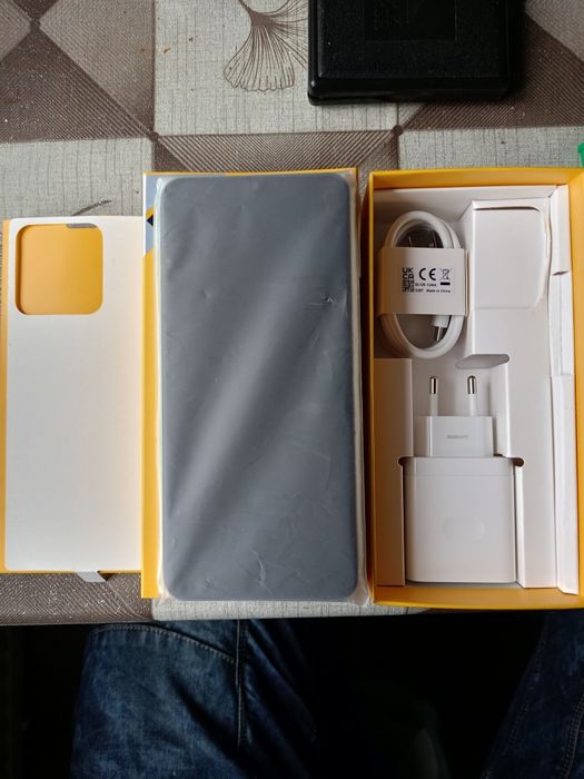 Witam sprzedam nowy telefon