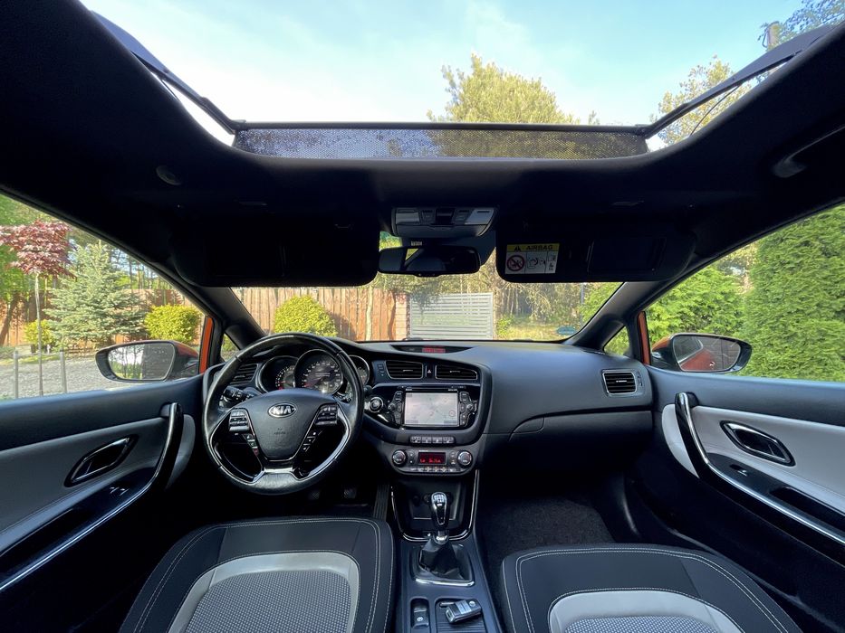 Kia Pro’ Ceed 1.6 Benzyna * 135 km * Panorama