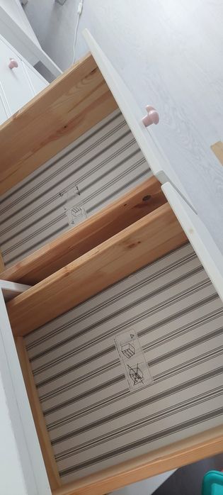 Cómoda Hemnes Ikea