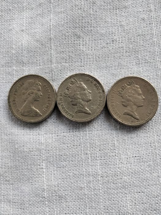 Libras diversas diferentes