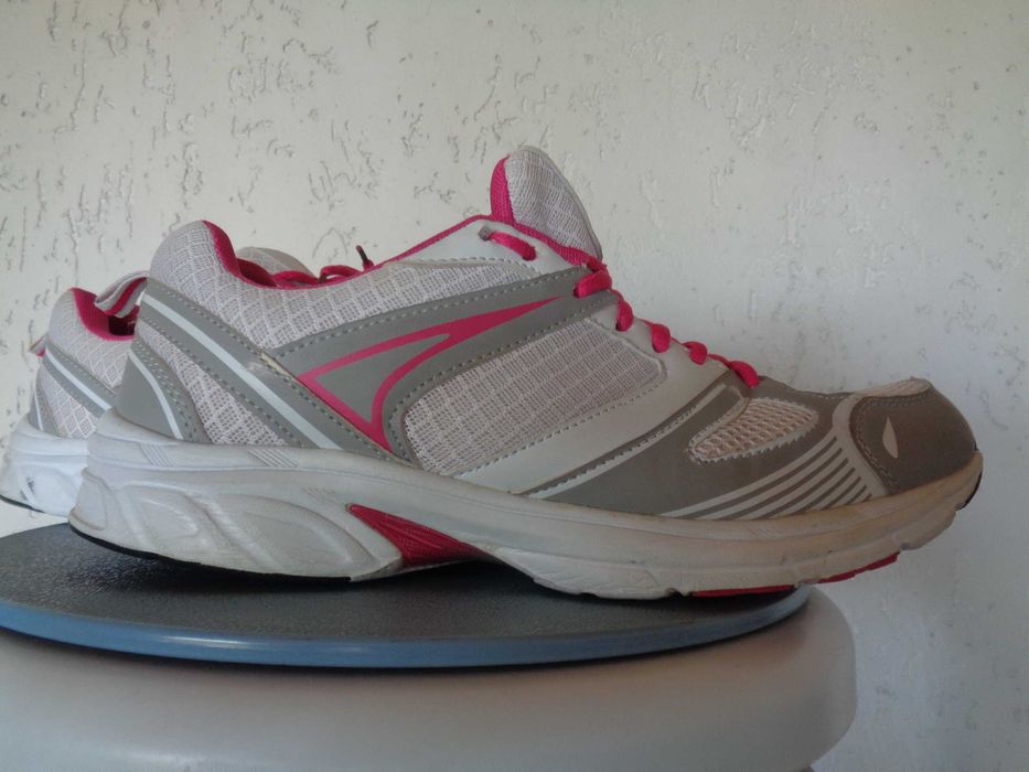 CROPP sportowe damskie 42/27