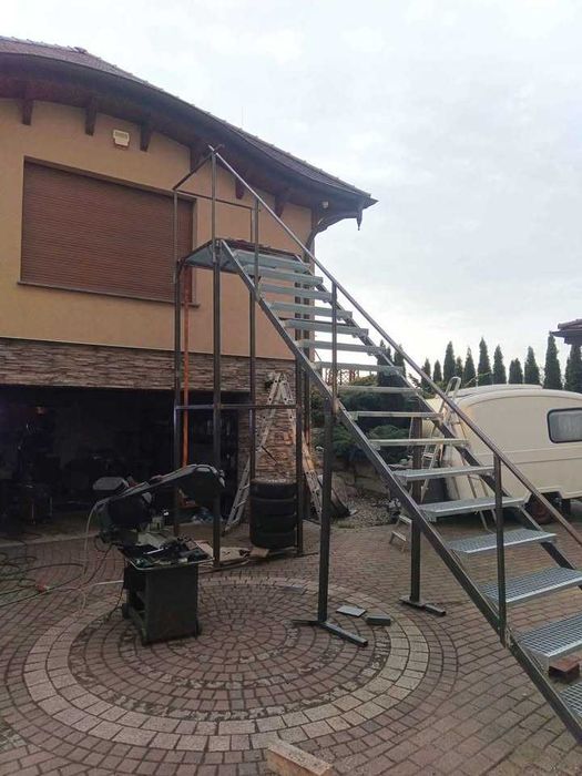 Schody stalowe 380cm wysokie