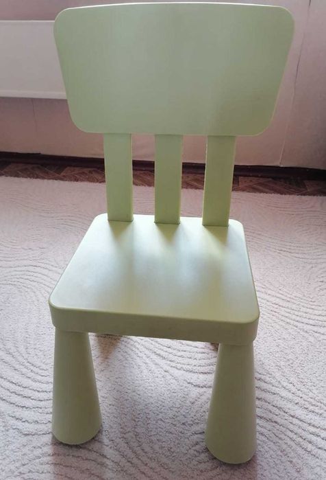 Стол и стул детский Икеа