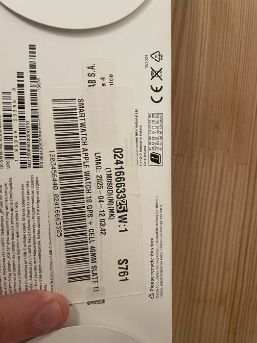 Apple Watch 10 GPS + Cellular 42mm koperta z tytanu (łupek)