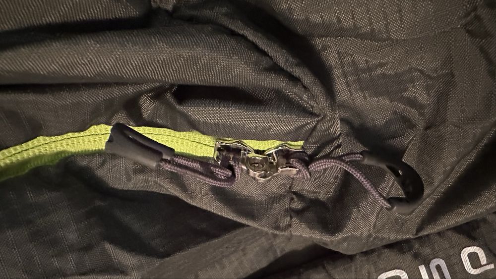 OSPREY Airporter Medium