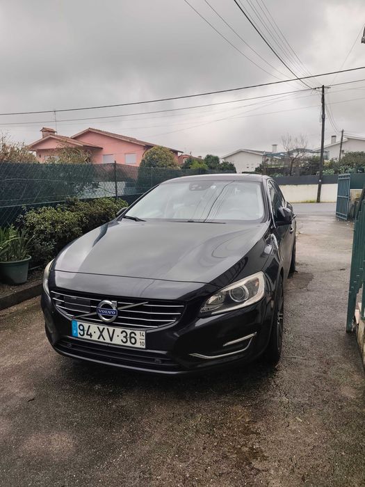 Volvo V60 Plug-in Hybrid D6 Summum - Com Teto de Abrir