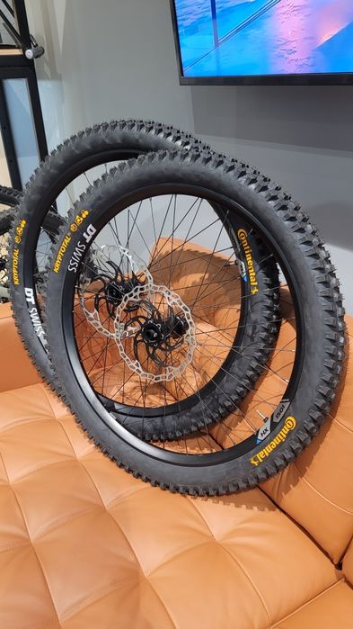 Kola DtSwiss HX 1501 Hybrid 15x110, 12x157 - nowe