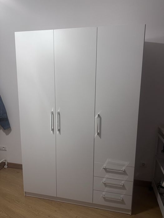 roupeiro branco