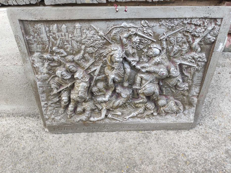 Odlew żeliwny przedstawiający Bitwę pod Płowcami