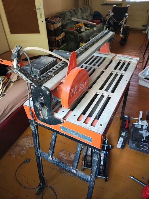 Przecinarka stołowa