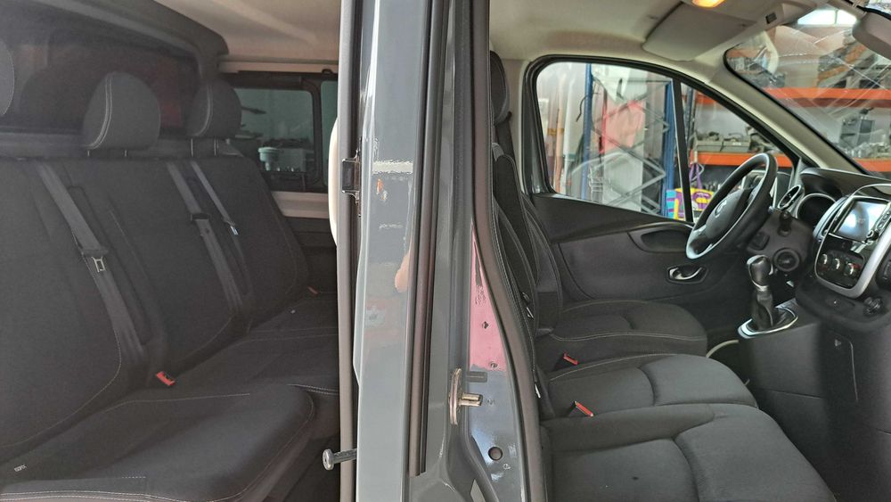 Renault Trafic 6 Lugares Automática