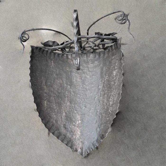 kuty kosz na drewno - kowalstwo artystyczne