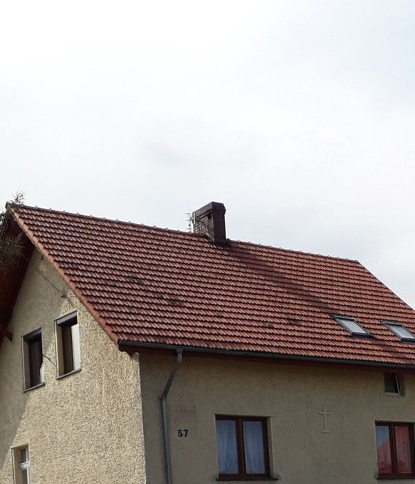 Dachówka ceramiczna z demontażu