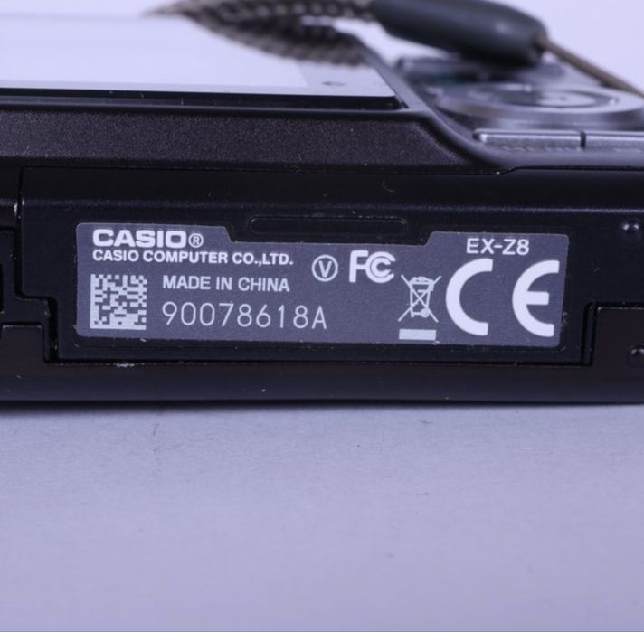 Casio exilim EX-Z8 câmera digital compacta