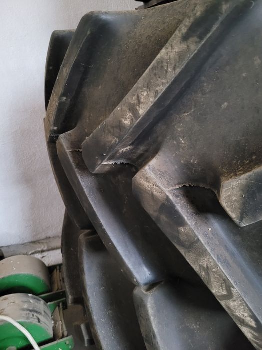 Koła Valtra komplet 460/85 r38 Jak NOWE