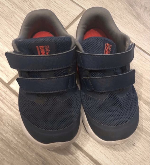 Adidasy Nike r. 25 buty sneakersy chłopięce na rzepy granatowe