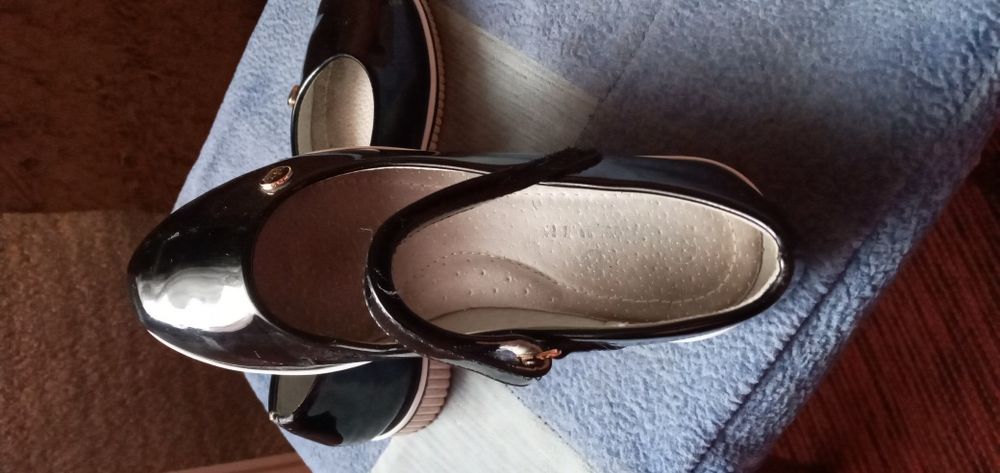 Дитячі туфельки