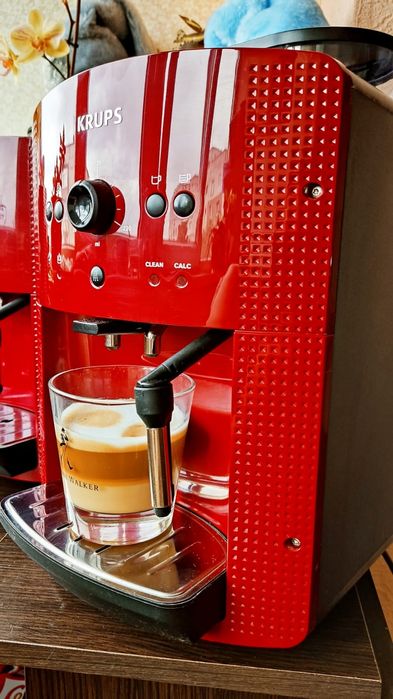 Кавомашина Krups EA81* - Автоматична кавоварка
