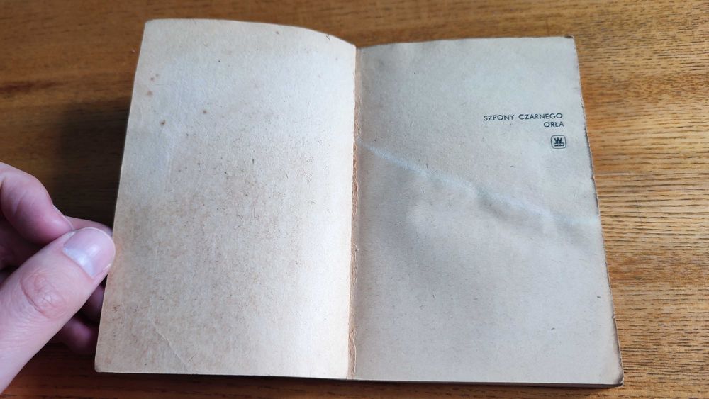 Szpony czarnego orła Leszek Moczulski