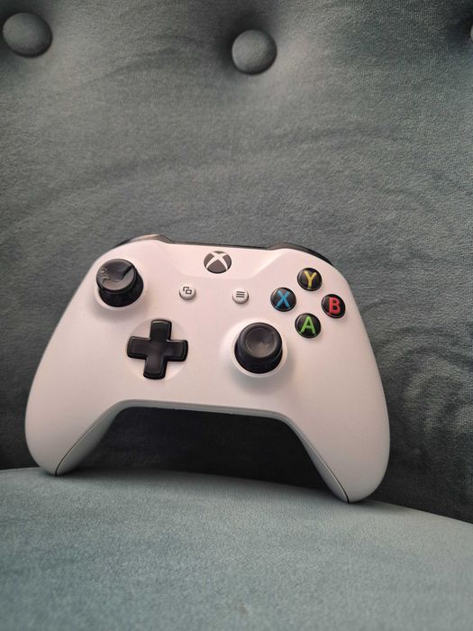 Konsola Xbox One S 1TB Biała + Kontroler + Pudełko (Czytaj opis - pad)