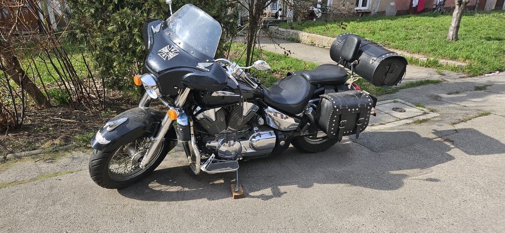 Honda vtx.     1300