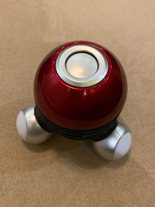 Mini masażer wibracyjny z podświetleniem