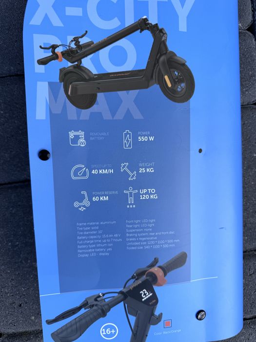 Продаю електросамокат Proove