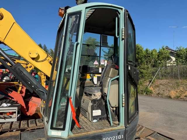 Гусеничний екскаватор Yanmar B7-5B