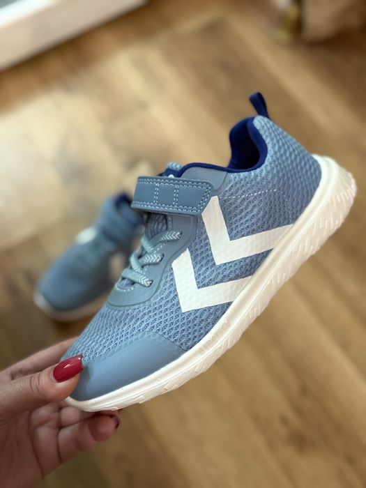 Кроссовки hummel 35 размер новые оригинал