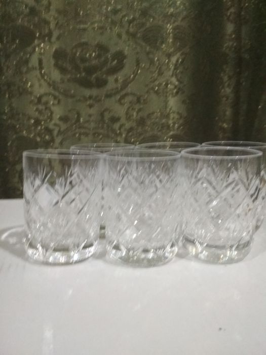 Продам стаканчики хрустальныеые