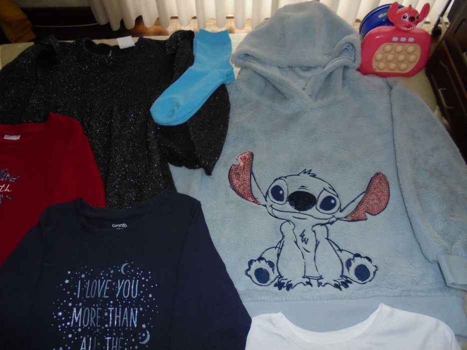 lote de roupa de menina o livro aprende a desenhar