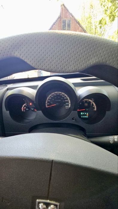 Автомобіль Dodge Nitro