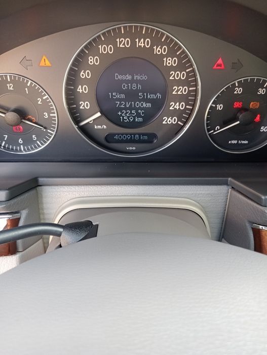 Mercedes Benz E220 W211