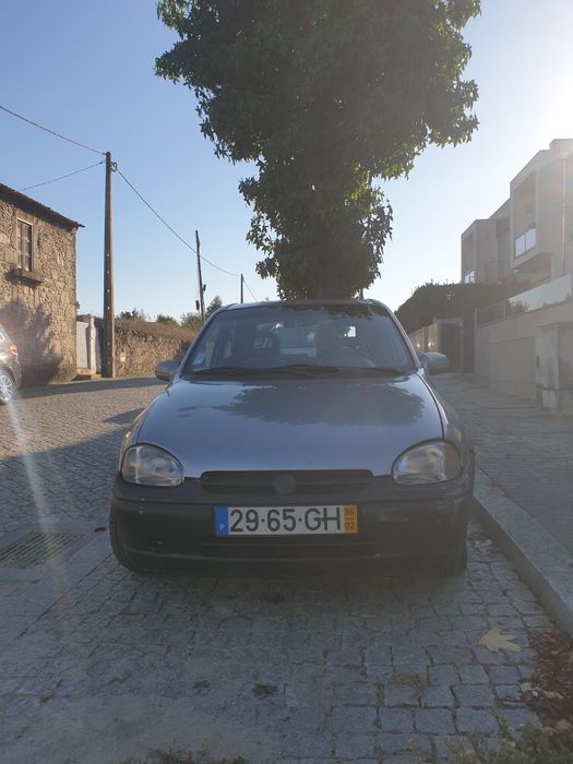 Opel Corsa B 1.5 TD Sport (1996) - Teto de Abrir - Motor Isuzu — photo 3