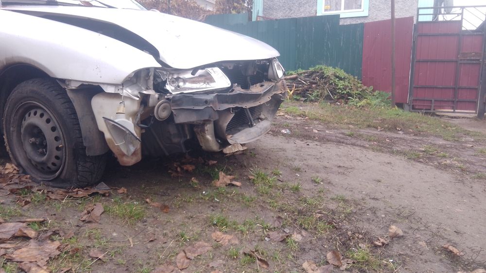 Mitsubishi Carisma на ходу газ бензин