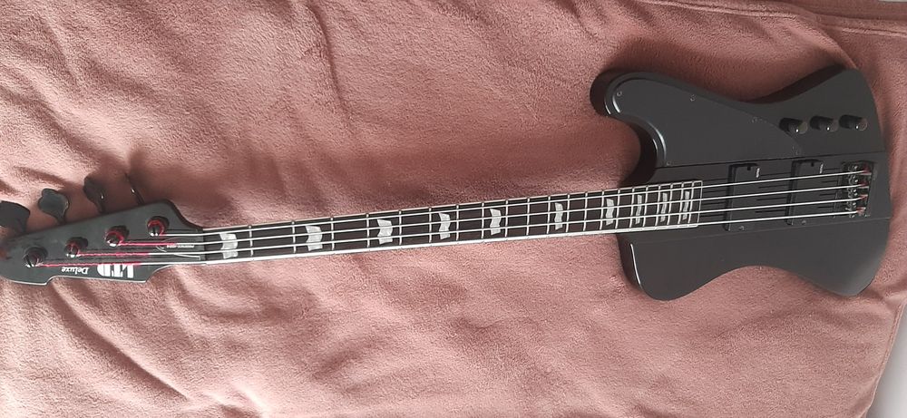 ESP LTD Phoenix 1004 gitara basowa