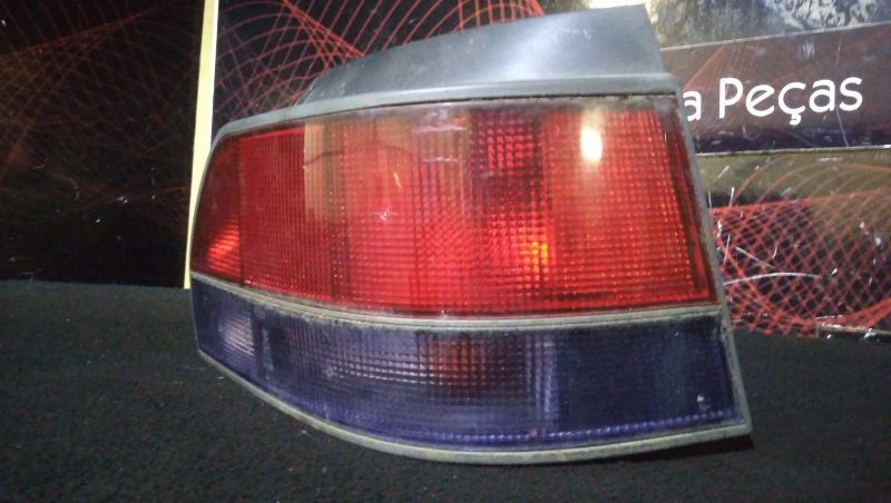 Farolim Stop Dto Renault Clio I Caixa (S57_)