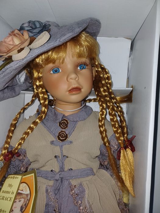 Колекційні ляльки The Alberon dolls Collection
