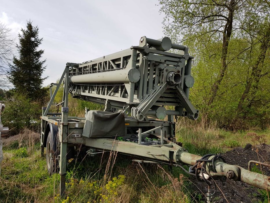 Maszt - 25m, wieża - 25m