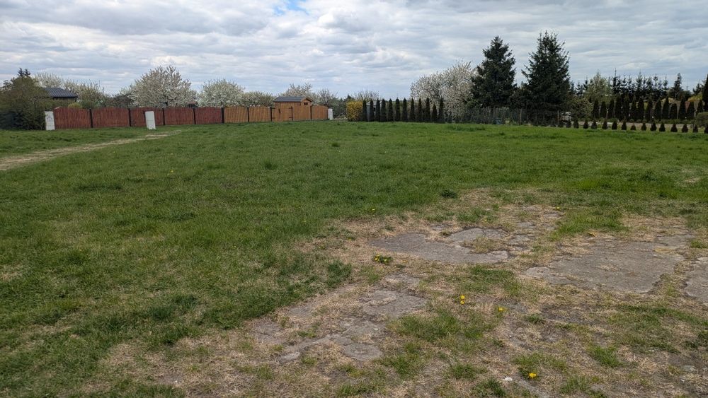 Sprzedam działkę budowlaną Chrząstowo