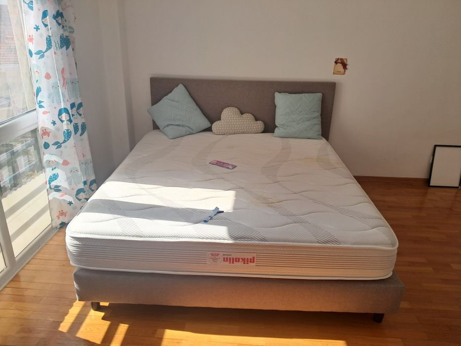 Cama com Cabeçeira e colchão 180×200