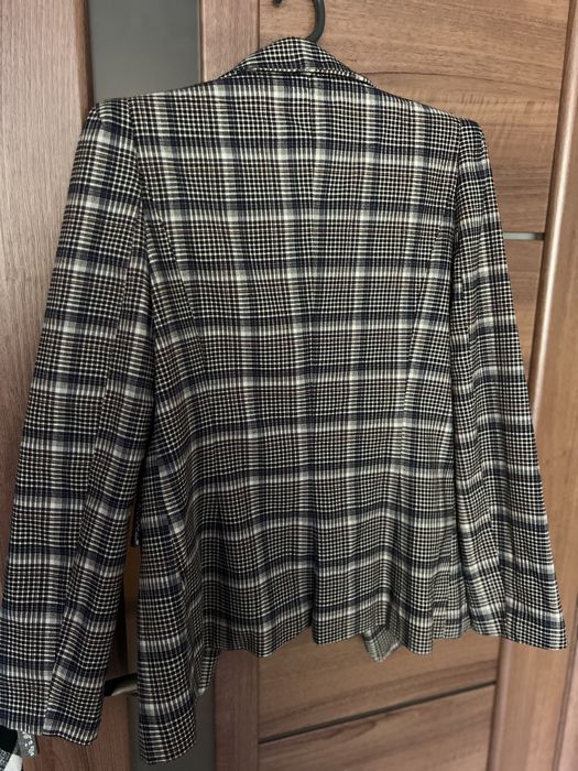 Піджак верхній одяг  М-L 46 розмір