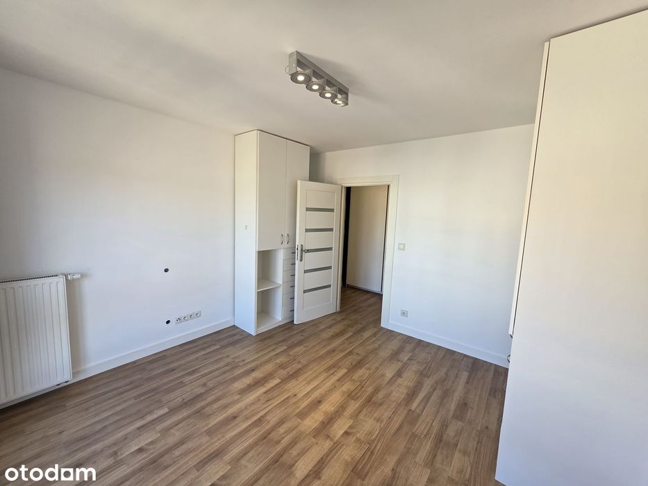 Dwupokojowe mieszkanie z balkonem w Śródmieściu