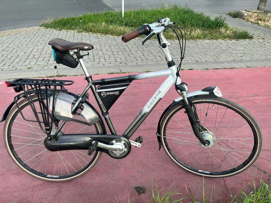 Gazelle Orange Limited Edition C8