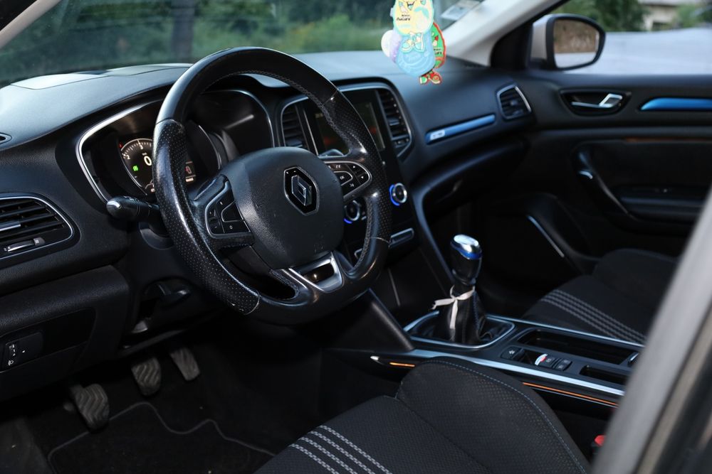 Renault Megane sport tourer GT line