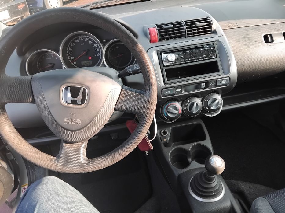 Honda Jazz 1,3 Benz +Gaz Import bdb stan