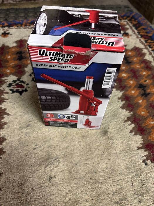Продам гідравлічний домкрат Ultimate speed