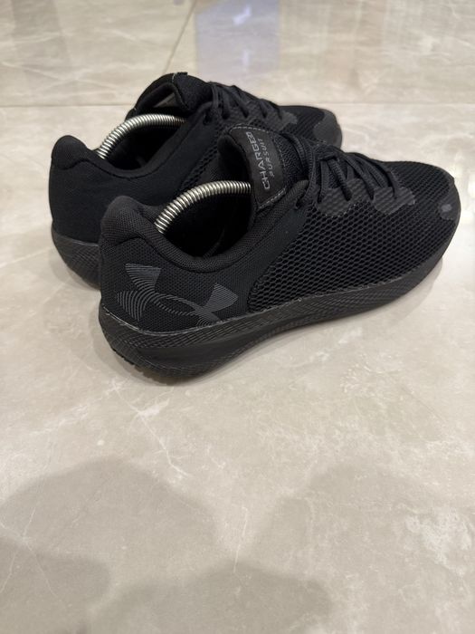 Кросівки Under Armour Charged Pursuit 2 (EUR 44)